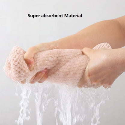 Serviette absorbante pour cheveux avec bouton de maintien