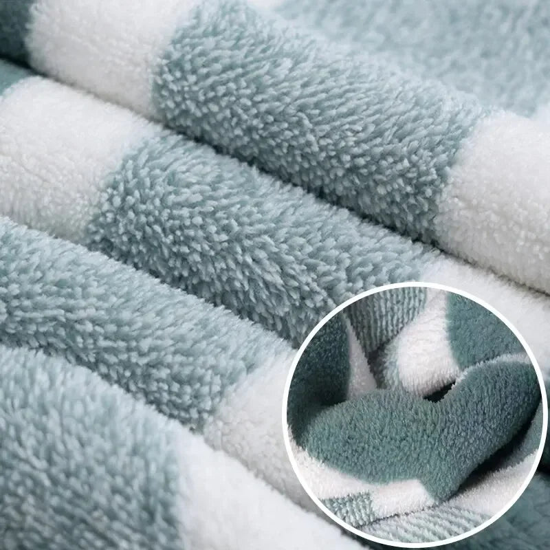 Serviettes de bain rayées douces, absorbantes et à séchage rapide