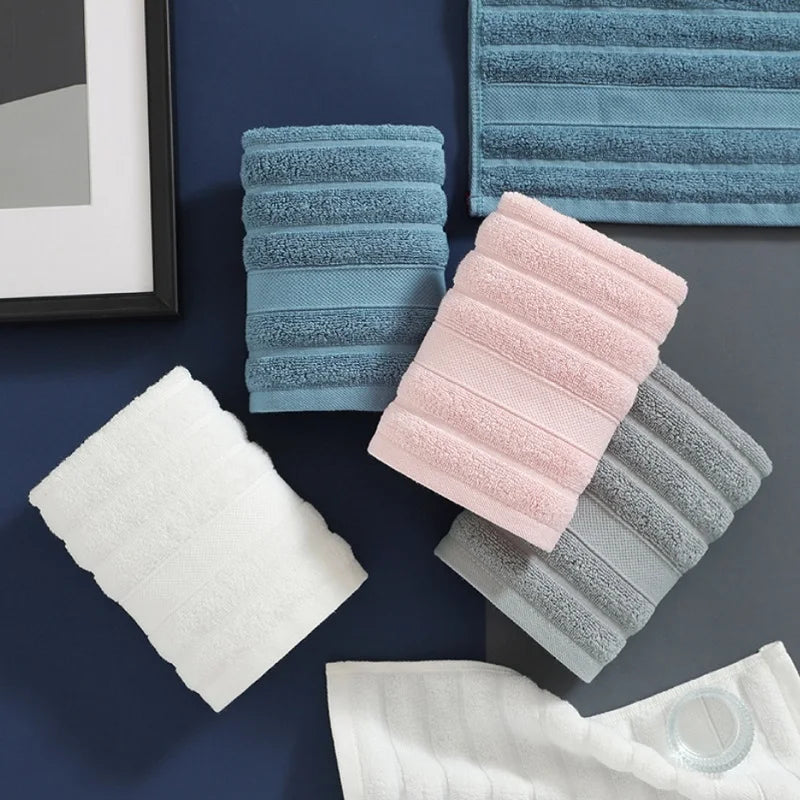 Serviettes visage en coton doux pour le soin quotidien