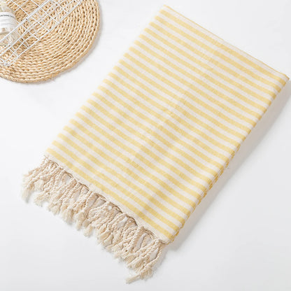 Serviette de plage rayée en coton avec franges, format 100 × 180 cm